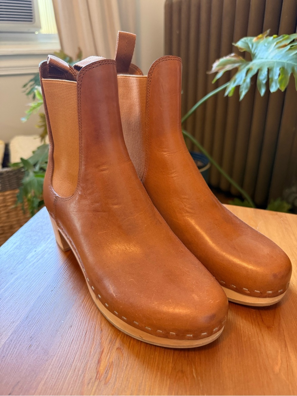 Loeffler Randall Annabelle Chestnut Tan Leather Wood Clog Boots Sz 7